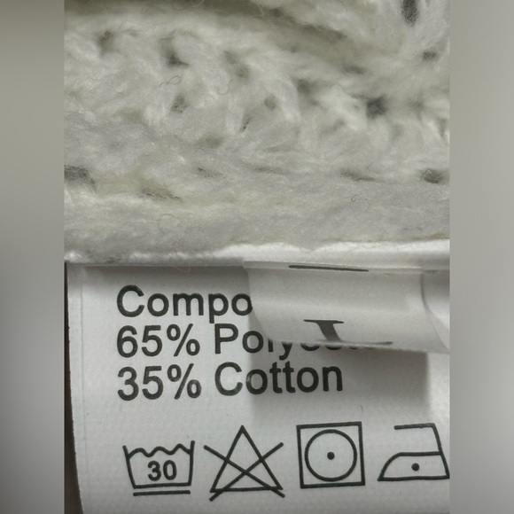 Classic Black & White Tweed Light Tuttle Neck Weight Sweater - Picture 2 of 4